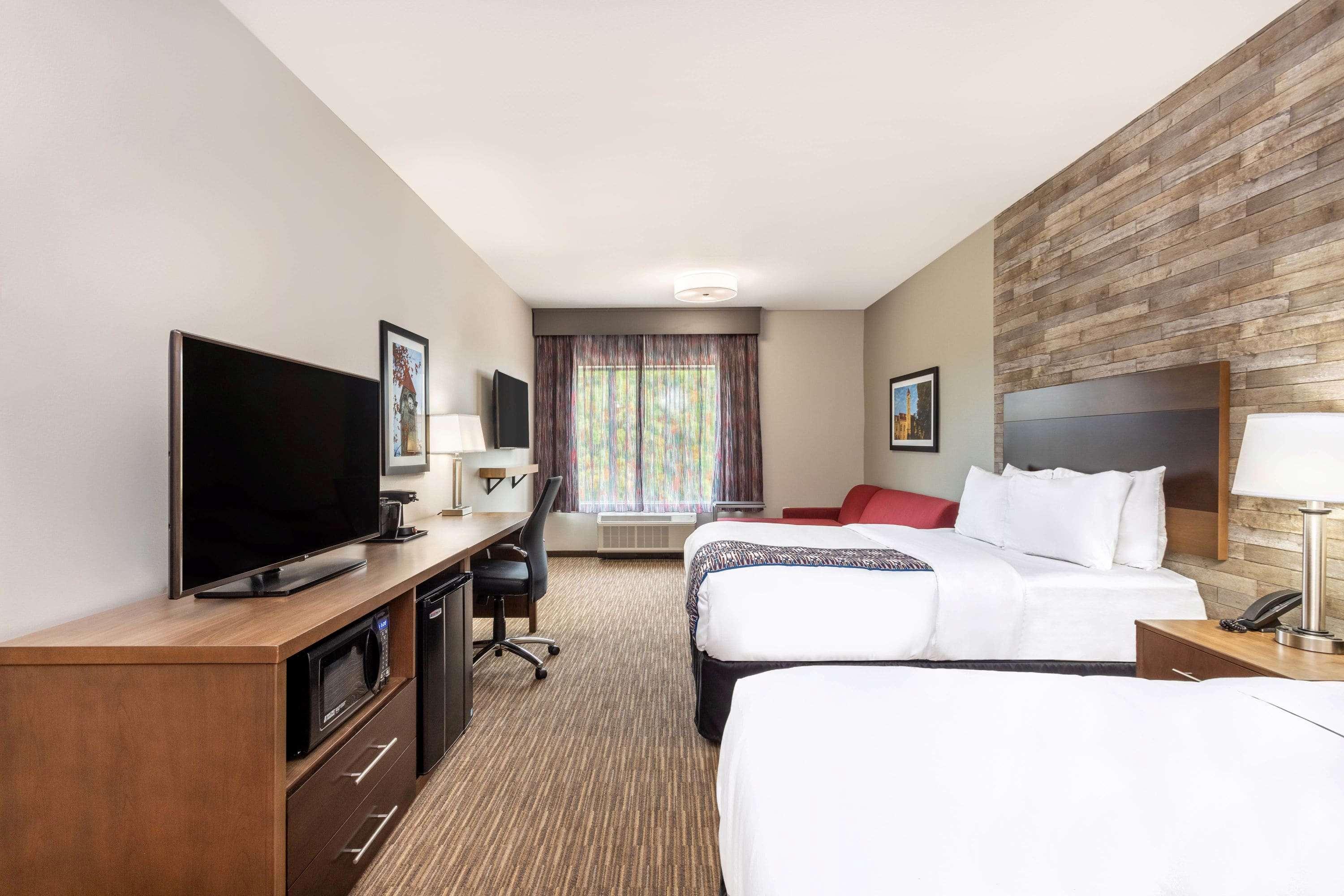 La Quinta Inn And Suites By Wyndham בלומינגטון מראה חיצוני תמונה