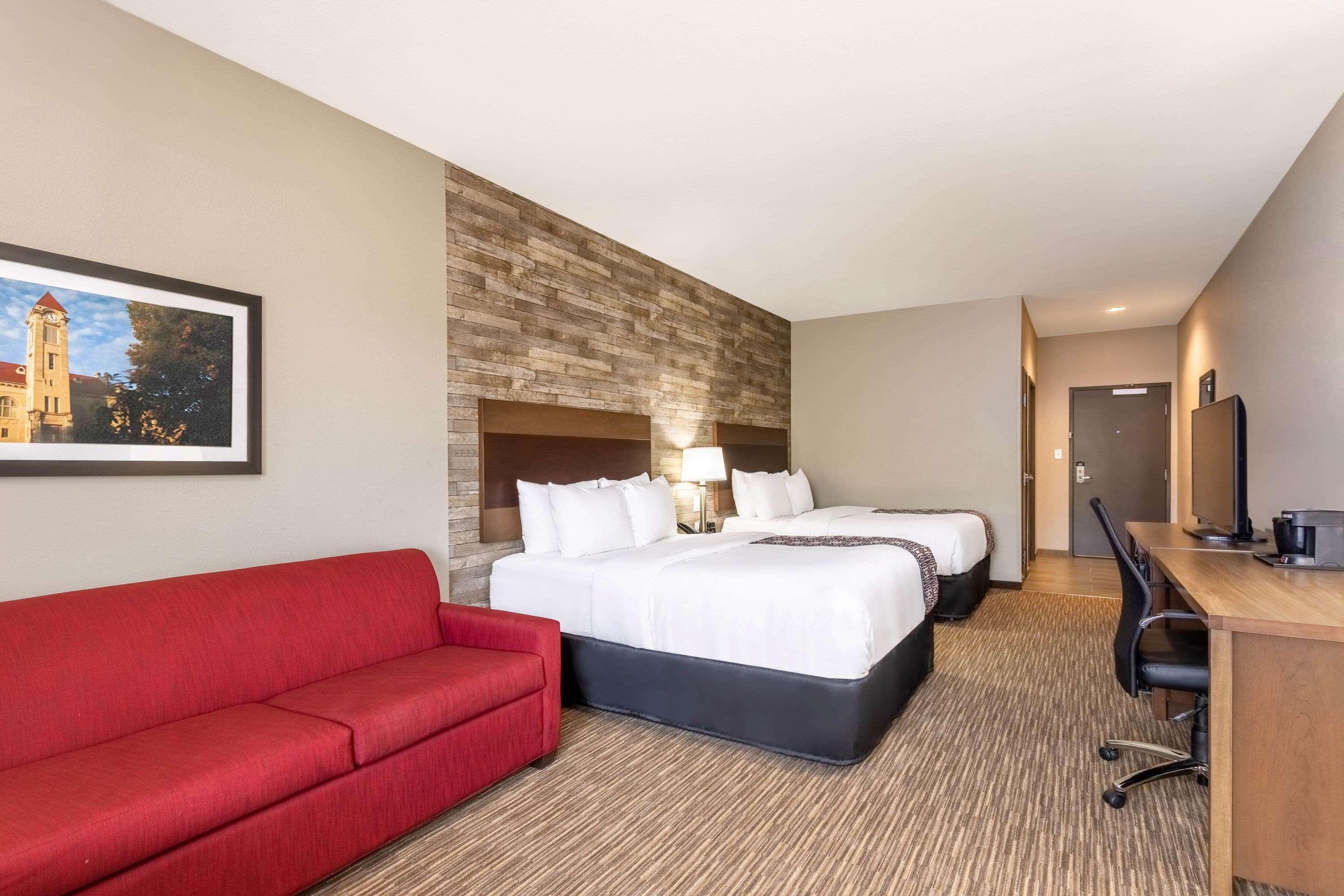 La Quinta Inn And Suites By Wyndham בלומינגטון מראה חיצוני תמונה