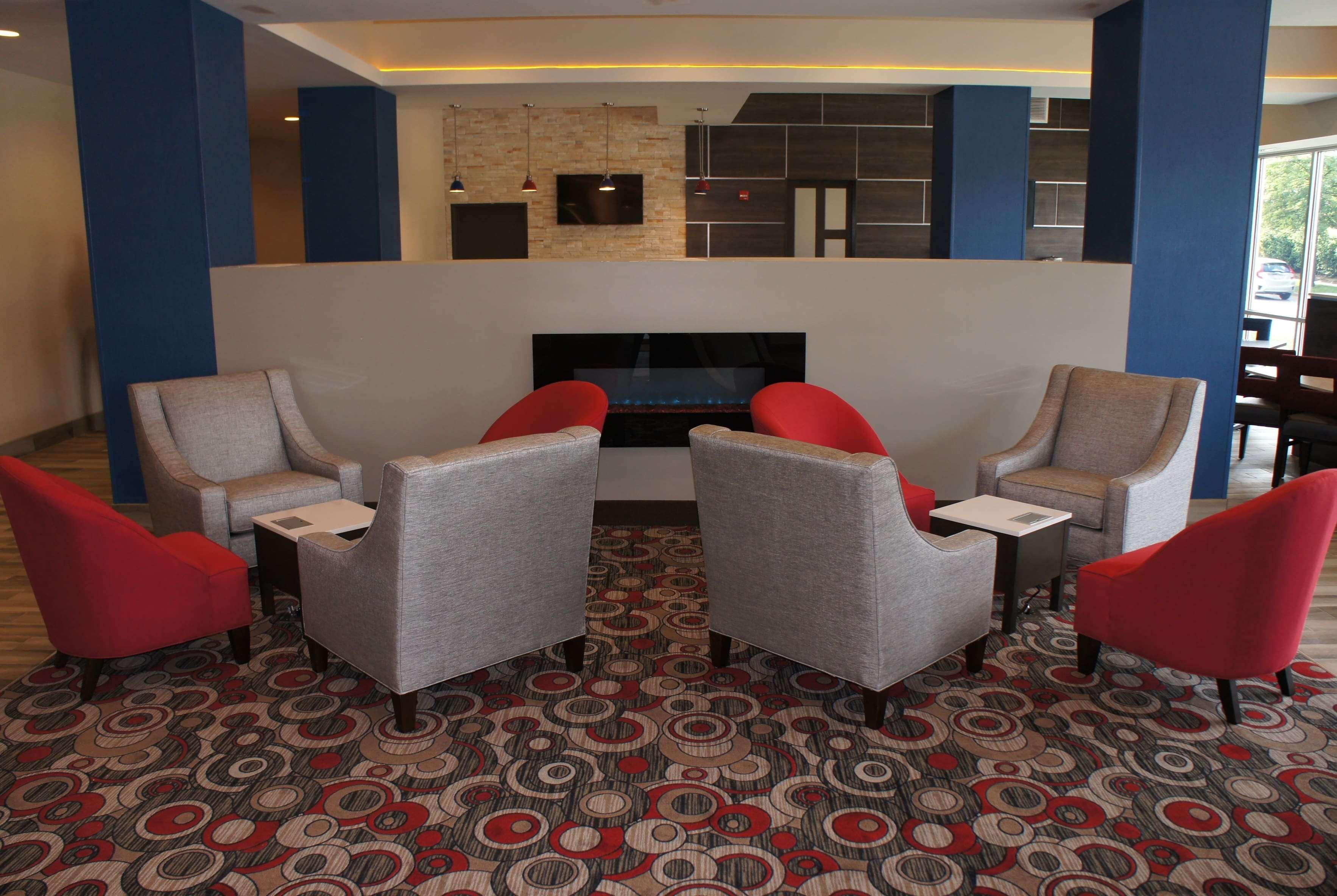 La Quinta Inn And Suites By Wyndham בלומינגטון מראה חיצוני תמונה